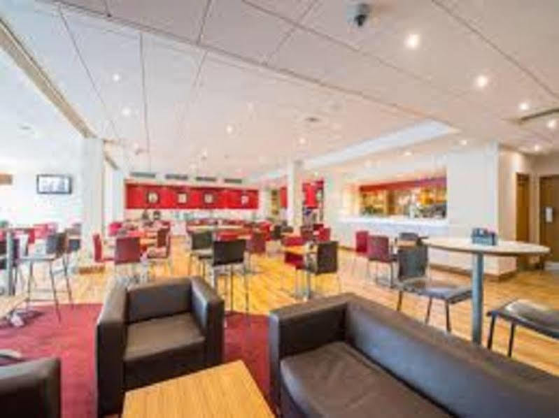 לונדון Travelodge Farringdon מראה חיצוני תמונה