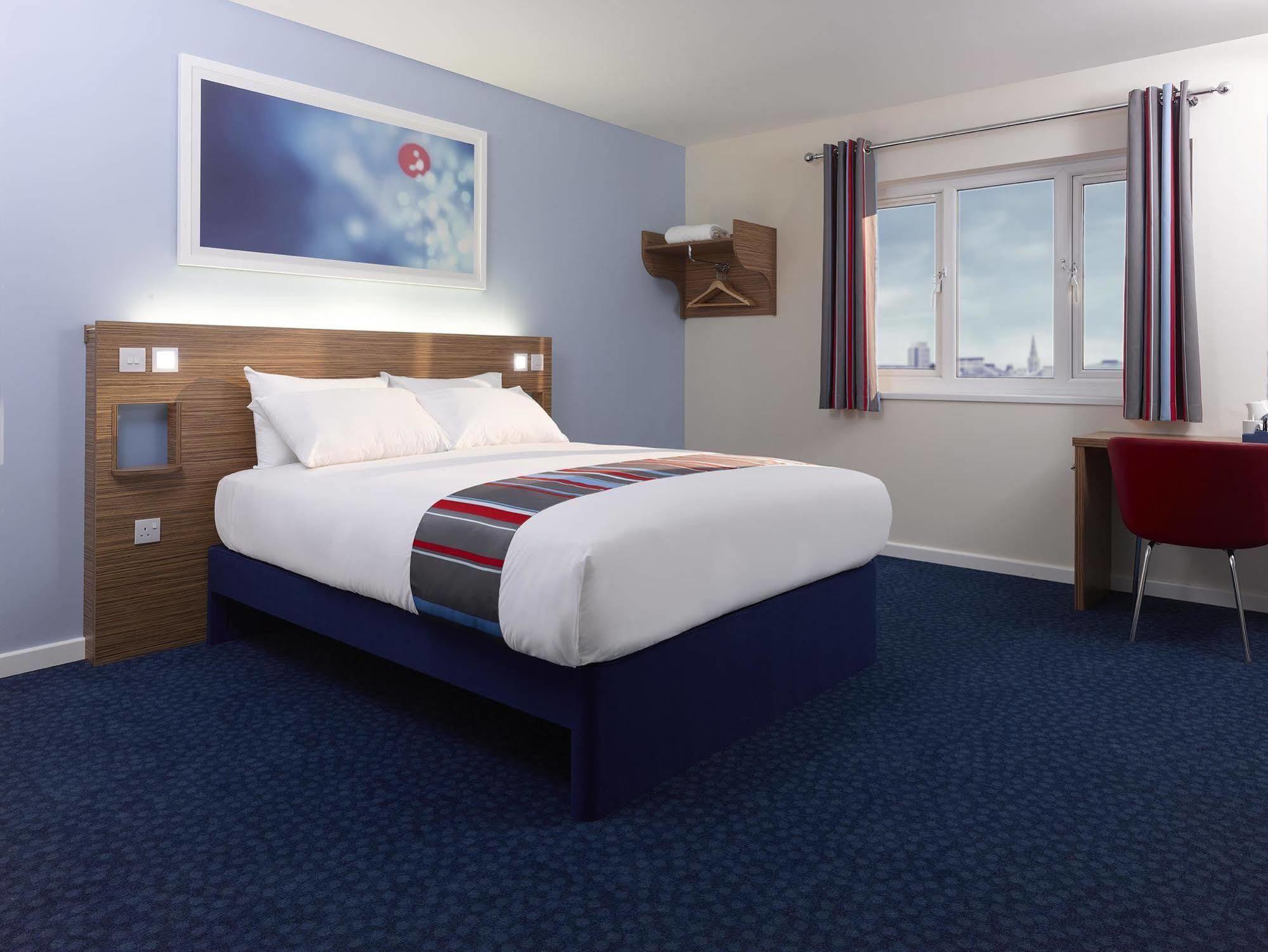 לונדון Travelodge Farringdon מראה חיצוני תמונה